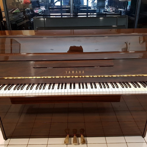 پیانو آکوستیک یاماها مدل Lu90